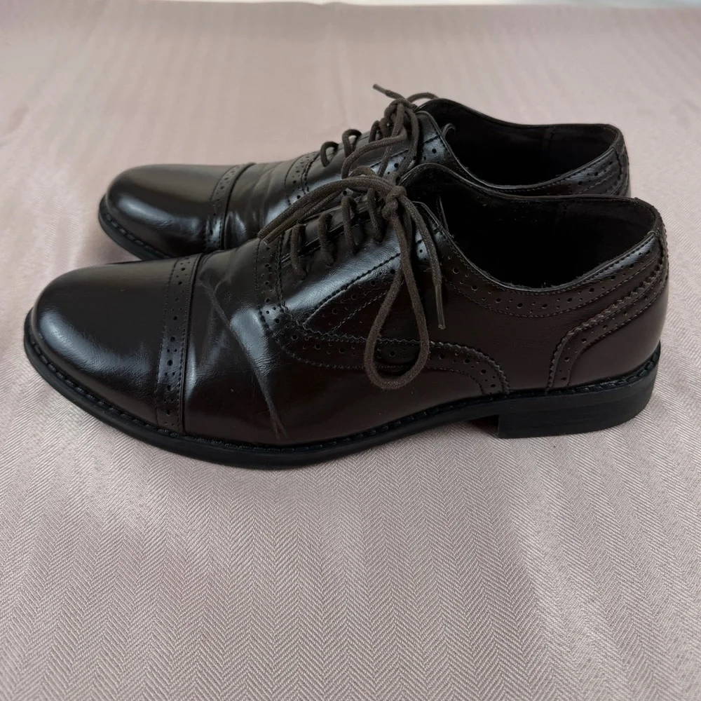 Steve Madden Men’s Dark Brown Oxford Dress Shoes,‎ Size 8.5